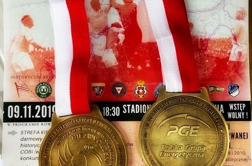 Wyjątkowe medale dla wyjątkowych uczestników Turnieju Niepodległości o Puchar PGE!🏆🇵🇱🥇😄👍